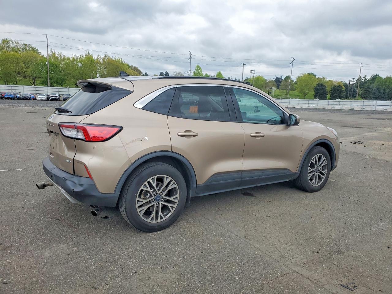 2020 Ford Escape Sel - Image 3