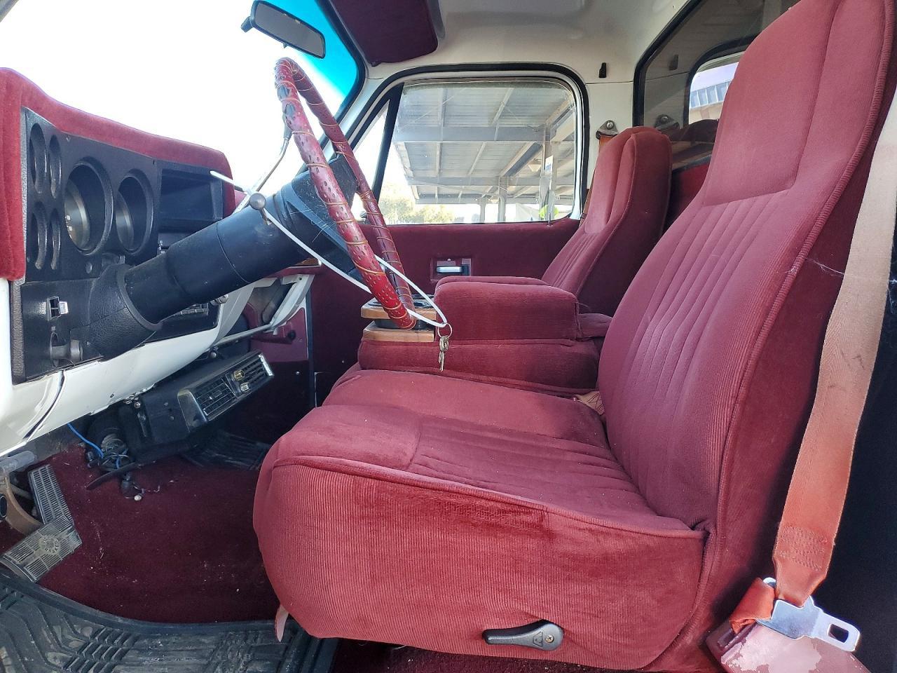 1977 GMC Sierra - Фото 7