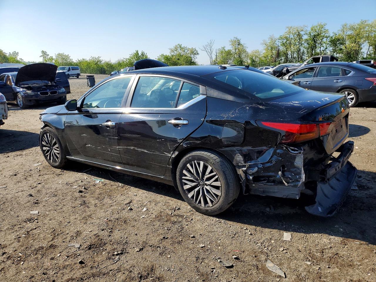 2023 Nissan Altima Sv - Image 2