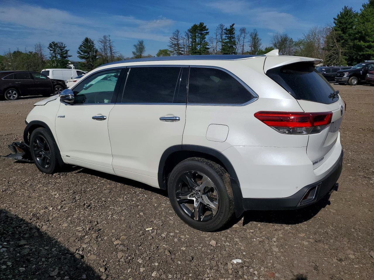 2019 Toyota Highlander Hybrid Limited - Фото 2