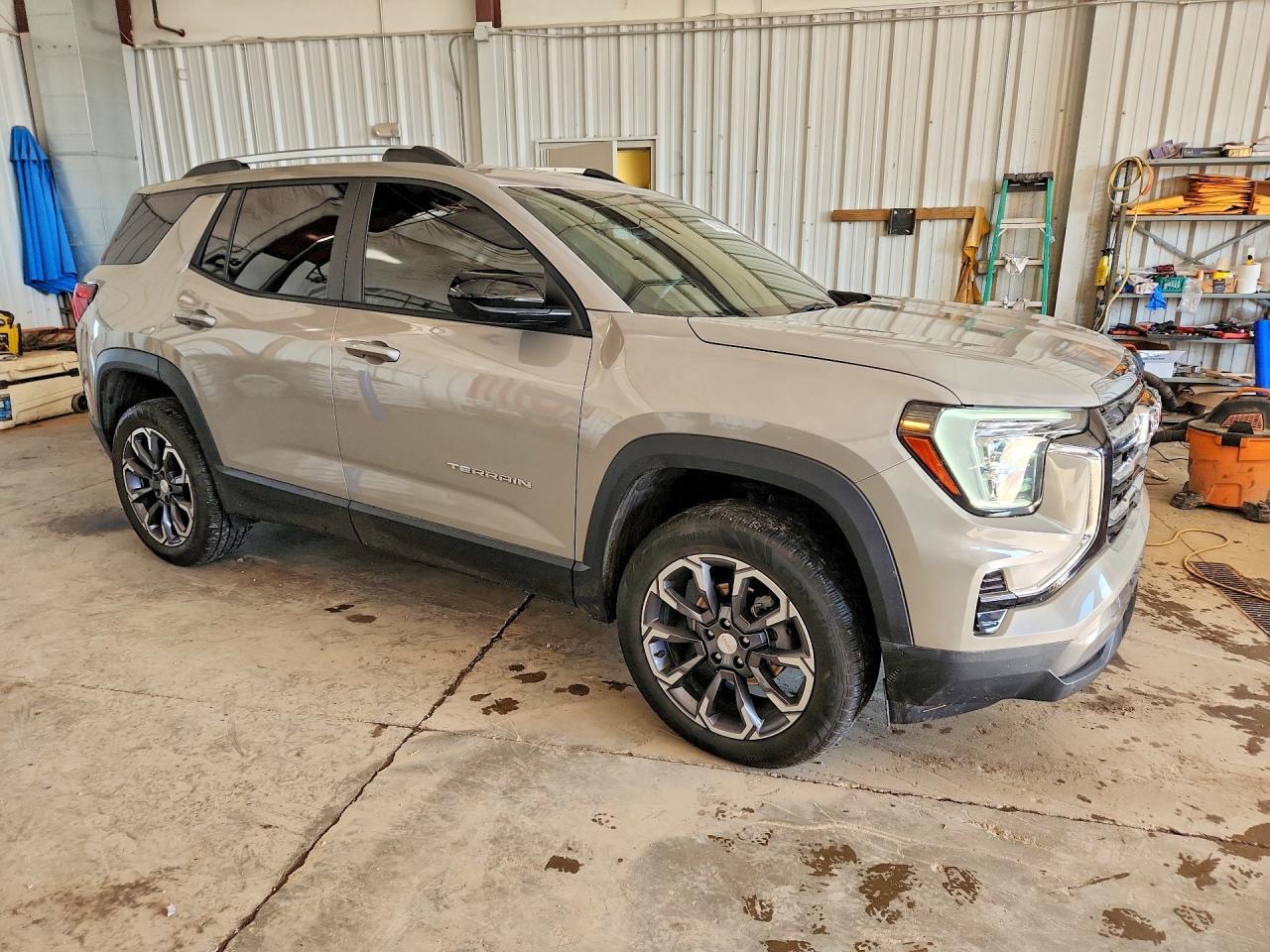 2026 GMC Terrain Elevation - Фото 4