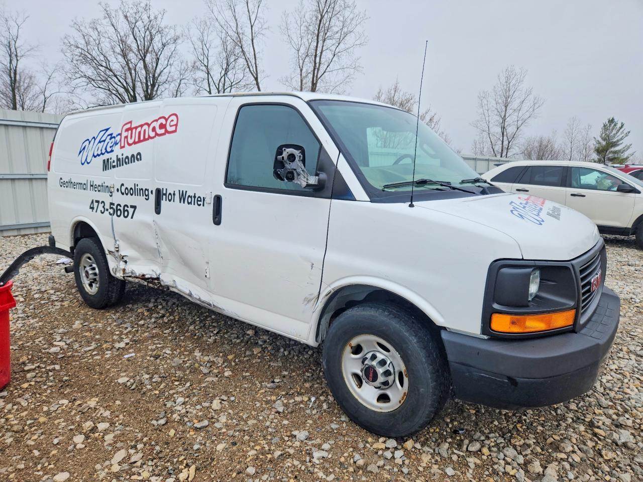 2016 GMC Savana 2500 Cargo Delivery Van - Фото 4