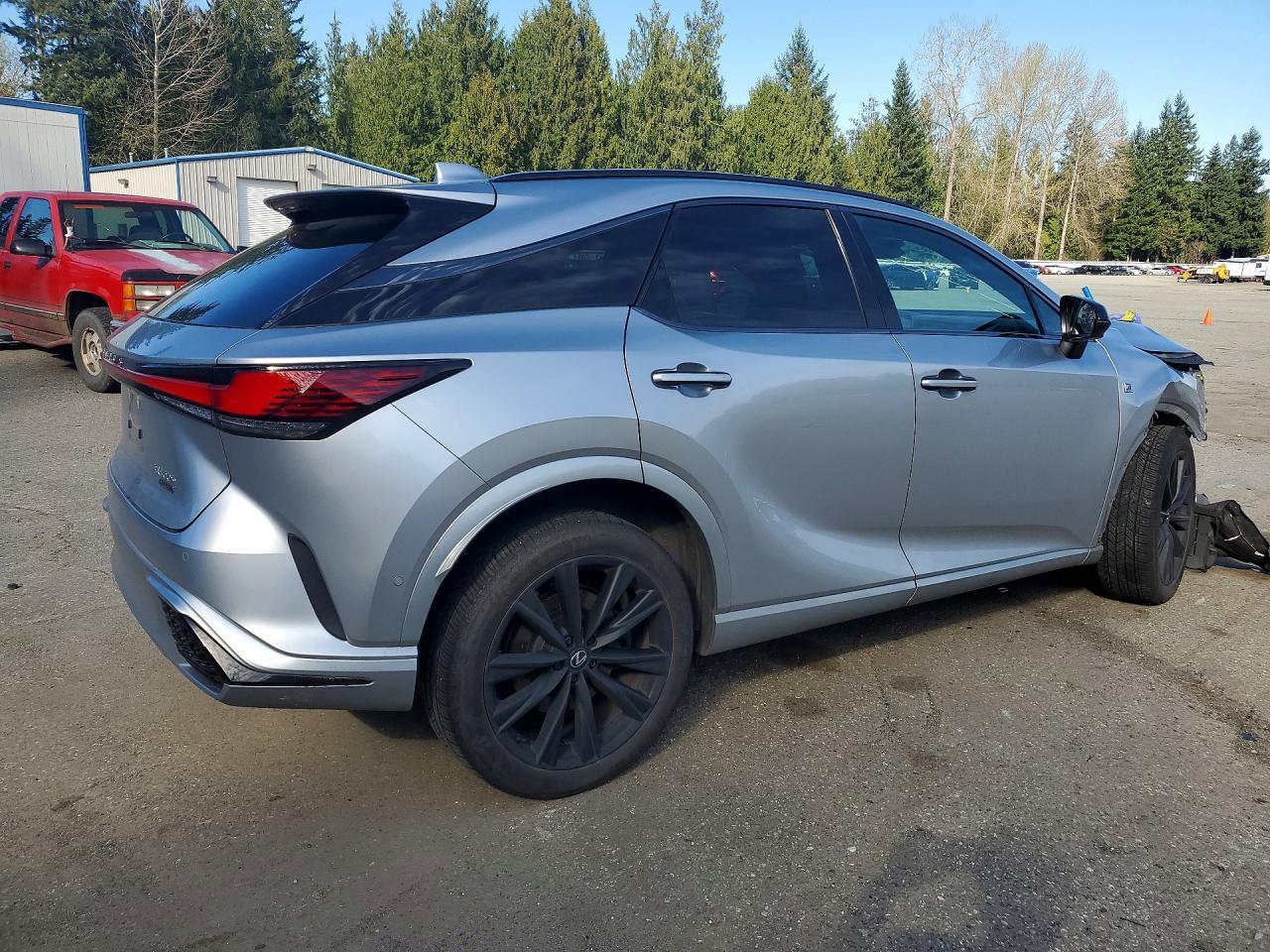 2023 Lexus Rx 500H F Sport Performance - Image 3