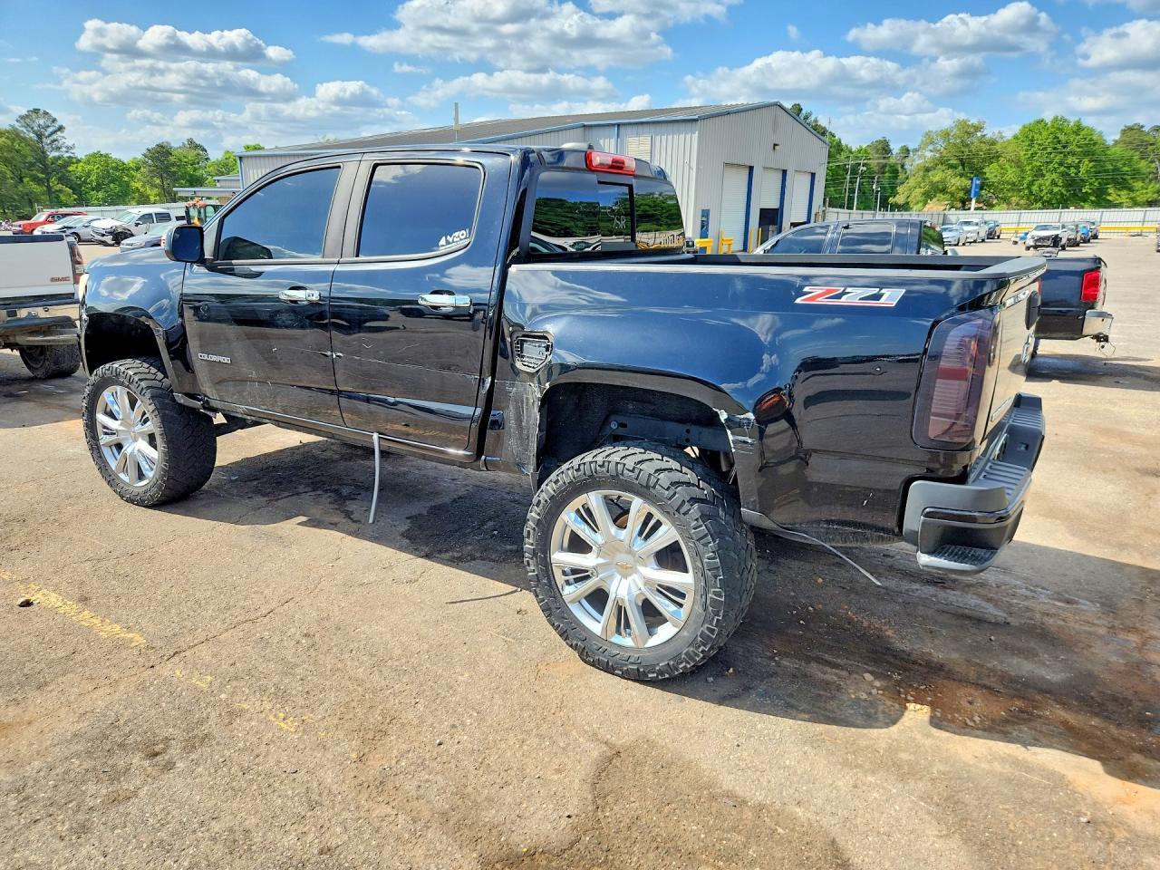2018 Chevrolet Colorado Z71 - Image 2
