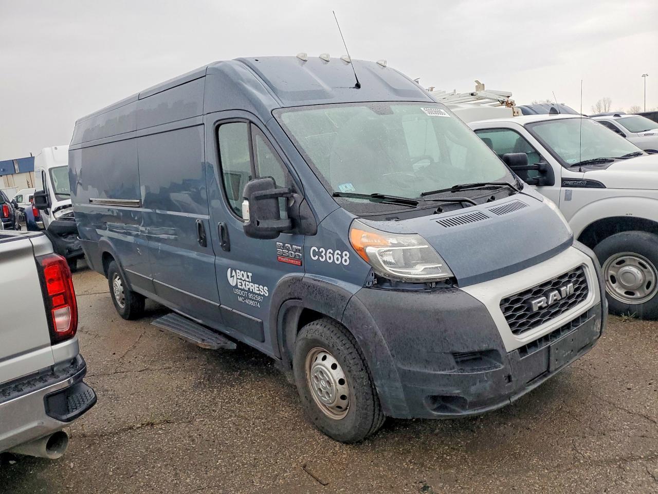 2020 Ram Promaster 3500 Delivery Van - Фото 4