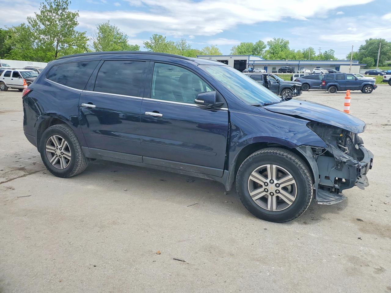 2017 Chevrolet Traverse Lt - Image 4