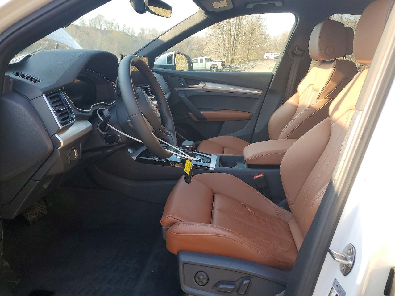 2025 Audi Q5 Premium 45 - Image 7