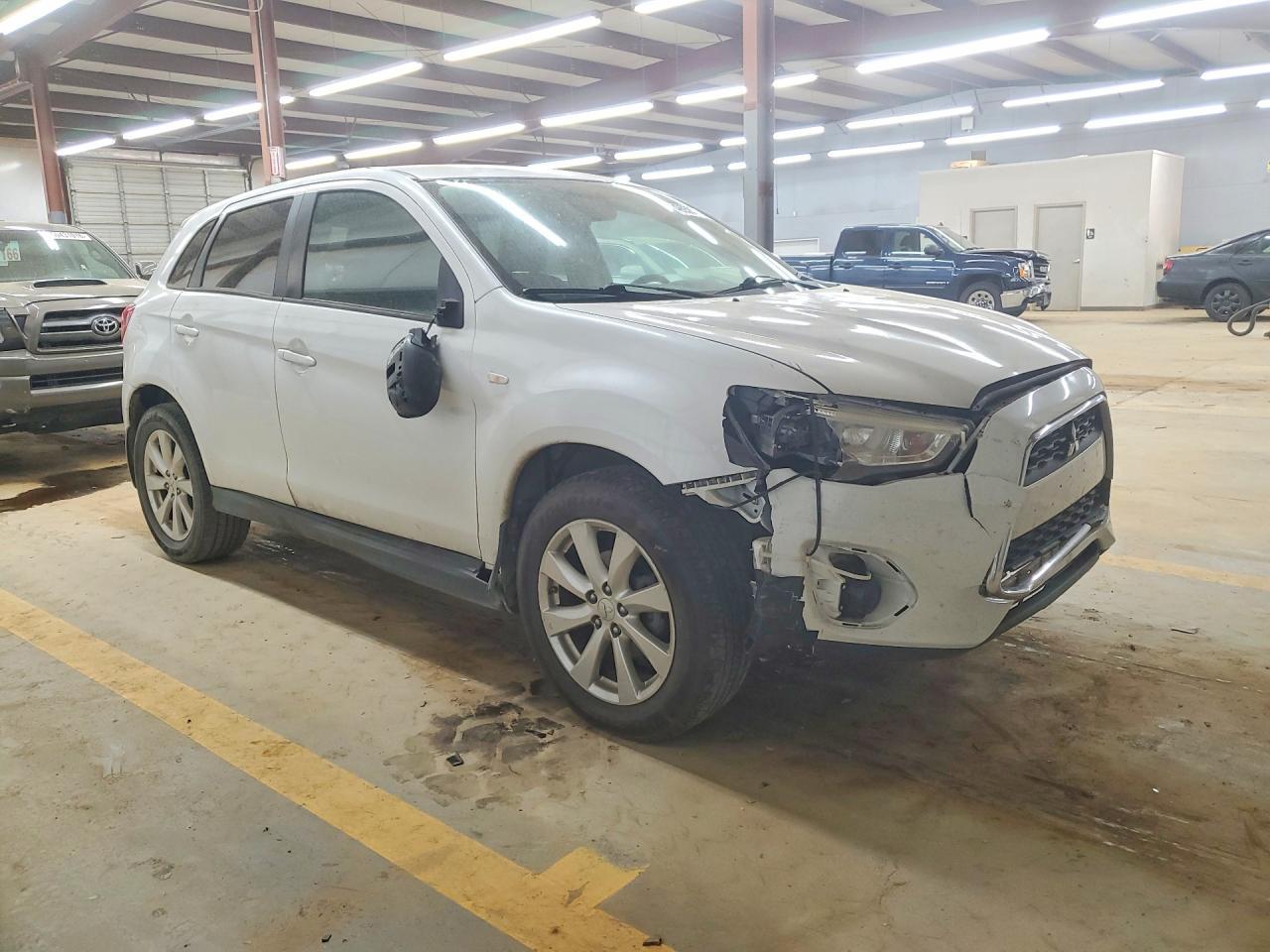 2015 Mitsubishi Outlander Sport Es - Image 4