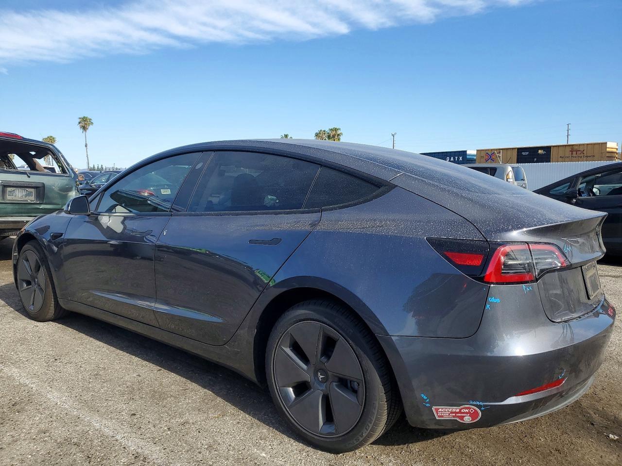 2023 Tesla Model 3 - Image 2