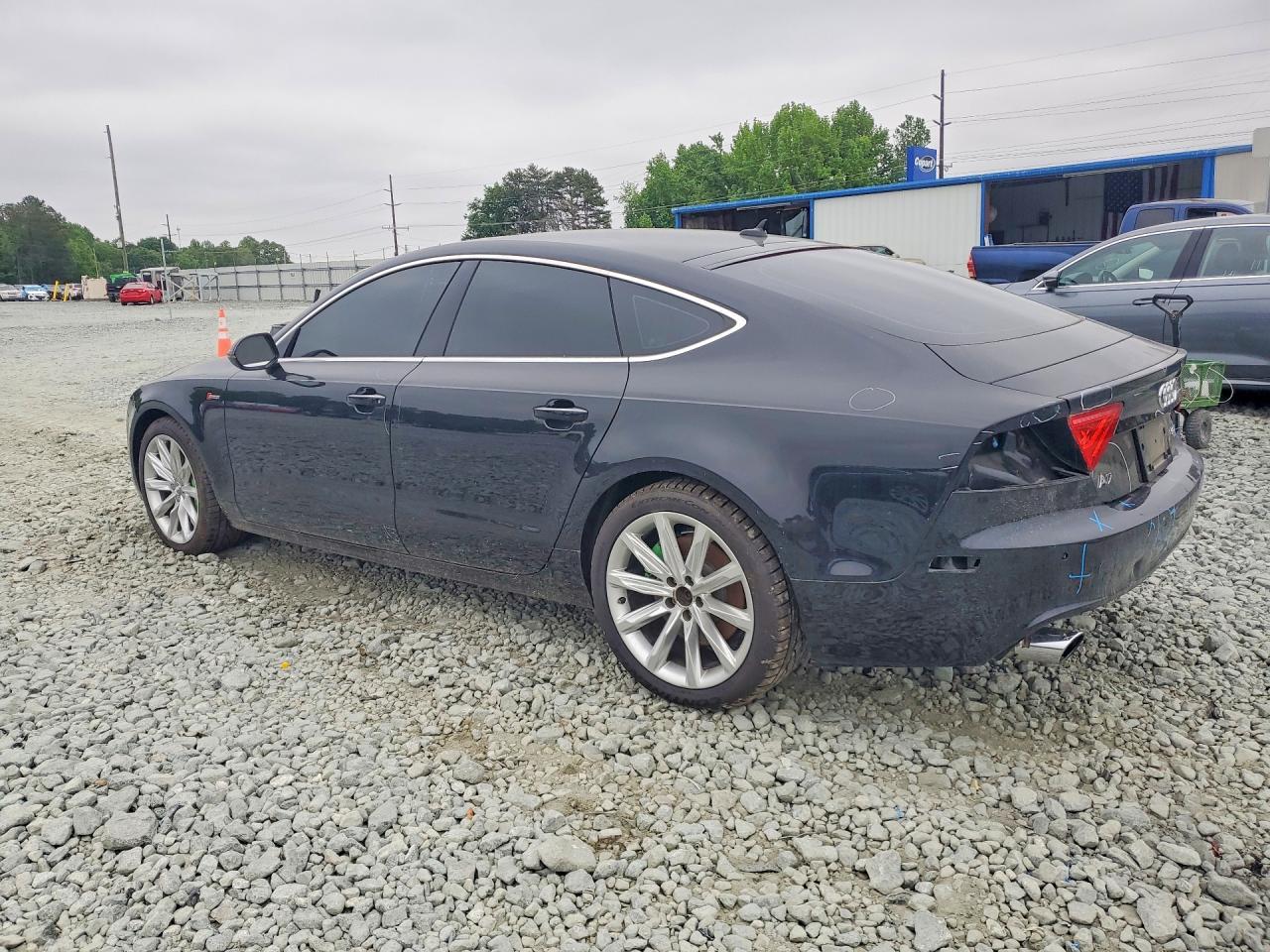 2013 Audi A7 Premium Plus - Image 2