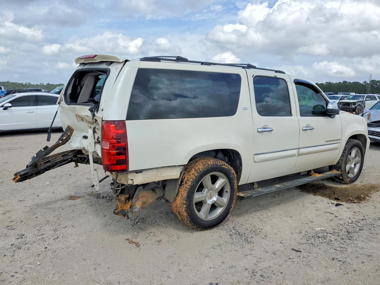 2008 Chevrolet Suburban C1500 Ls - Фото 3