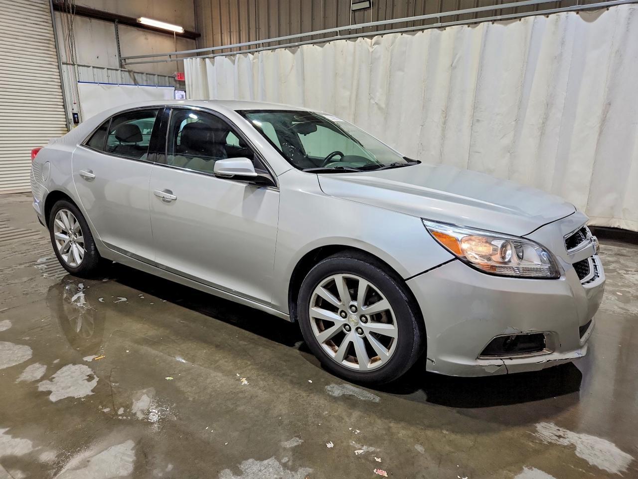 2013 Chevrolet Malibu 2Lt - Image 4