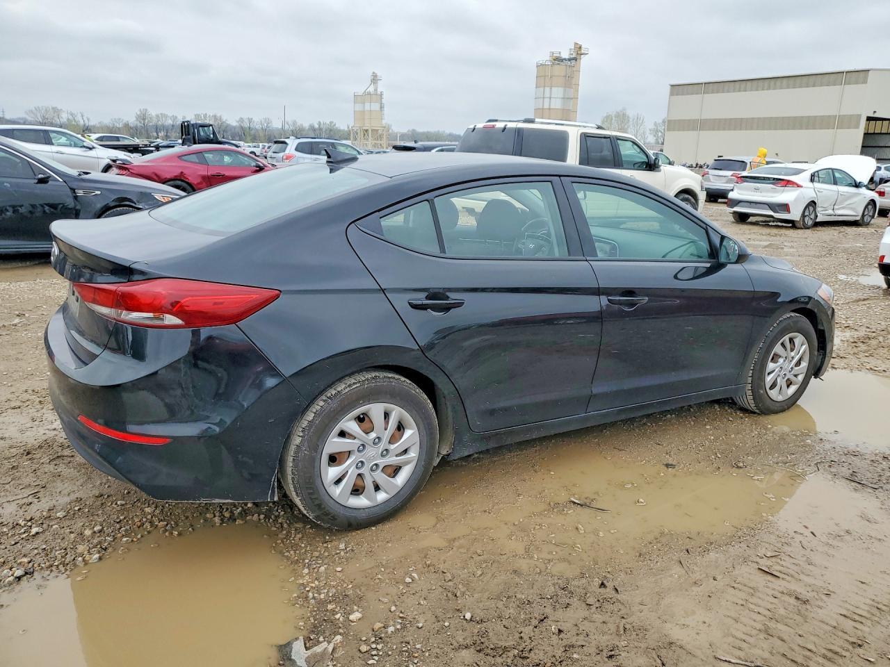 2018 Hyundai Elantra Se - Фото 3