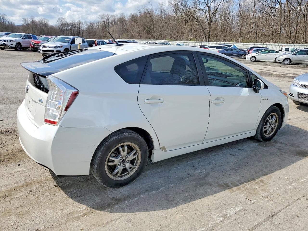 2010 Toyota Prius Iv - Фото 3