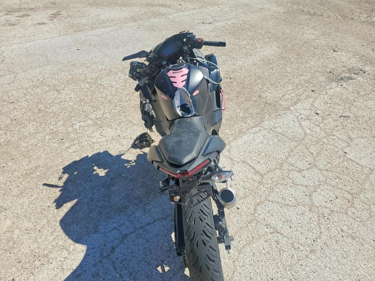 2026 Kawasaki Ex500 - Фото 6