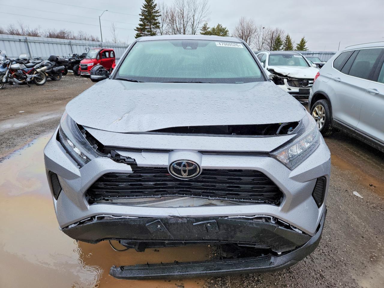 2025 Toyota Rav4 Le - Image 5