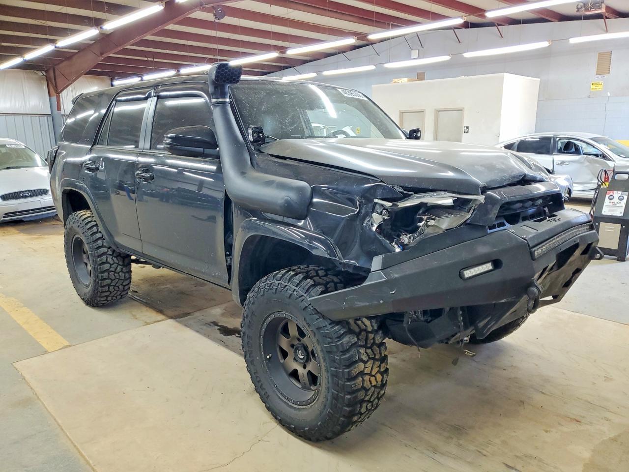 2019 Toyota 4Runner Sr5 Premium - Фото 4