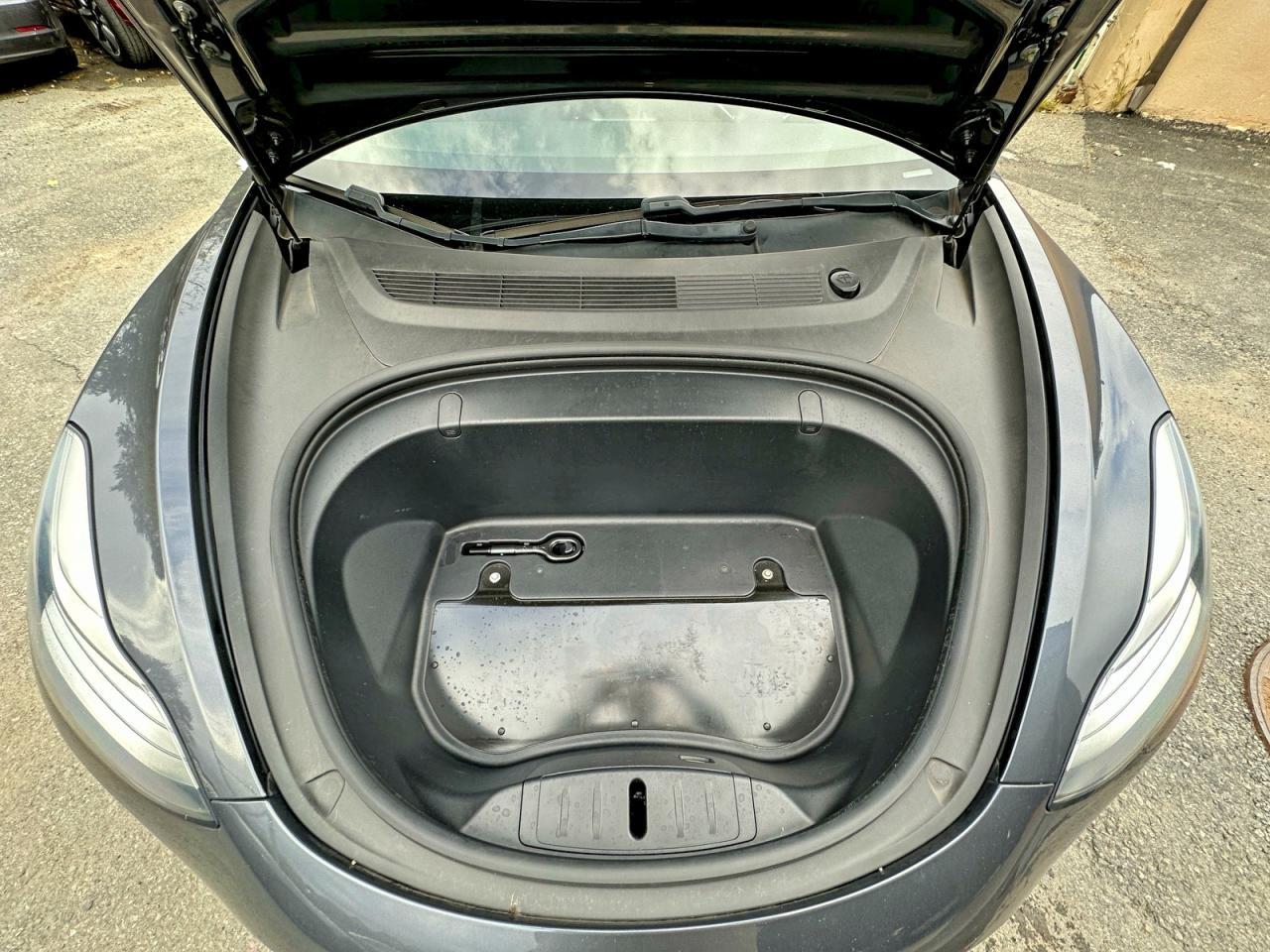 2018 Tesla Model 3 - Фото 7