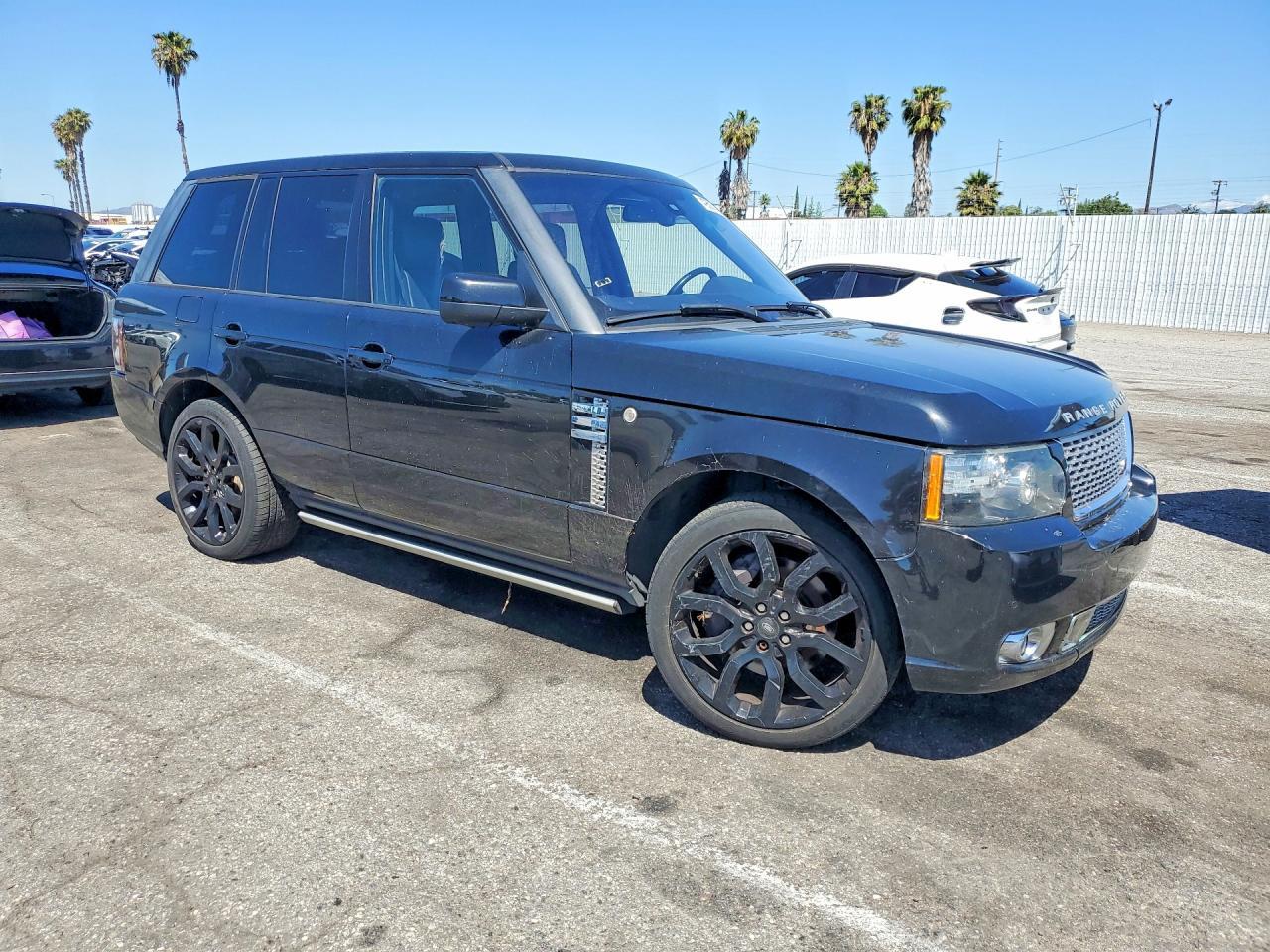 2012 Land Rover Range Rover Autobiography - Image 4