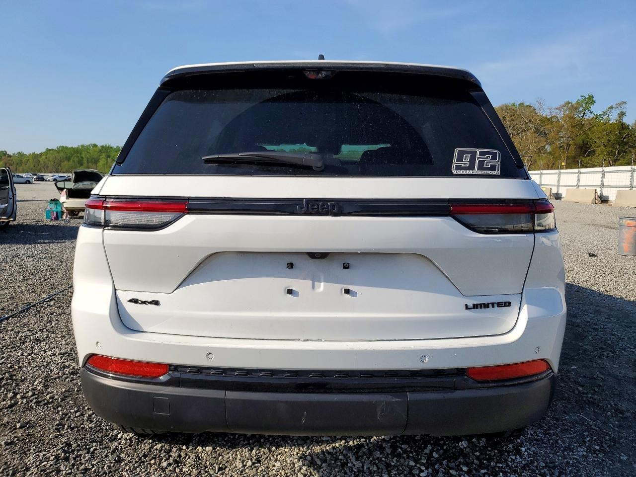 2025 Jeep Grand Cherokee Limited - Image 6