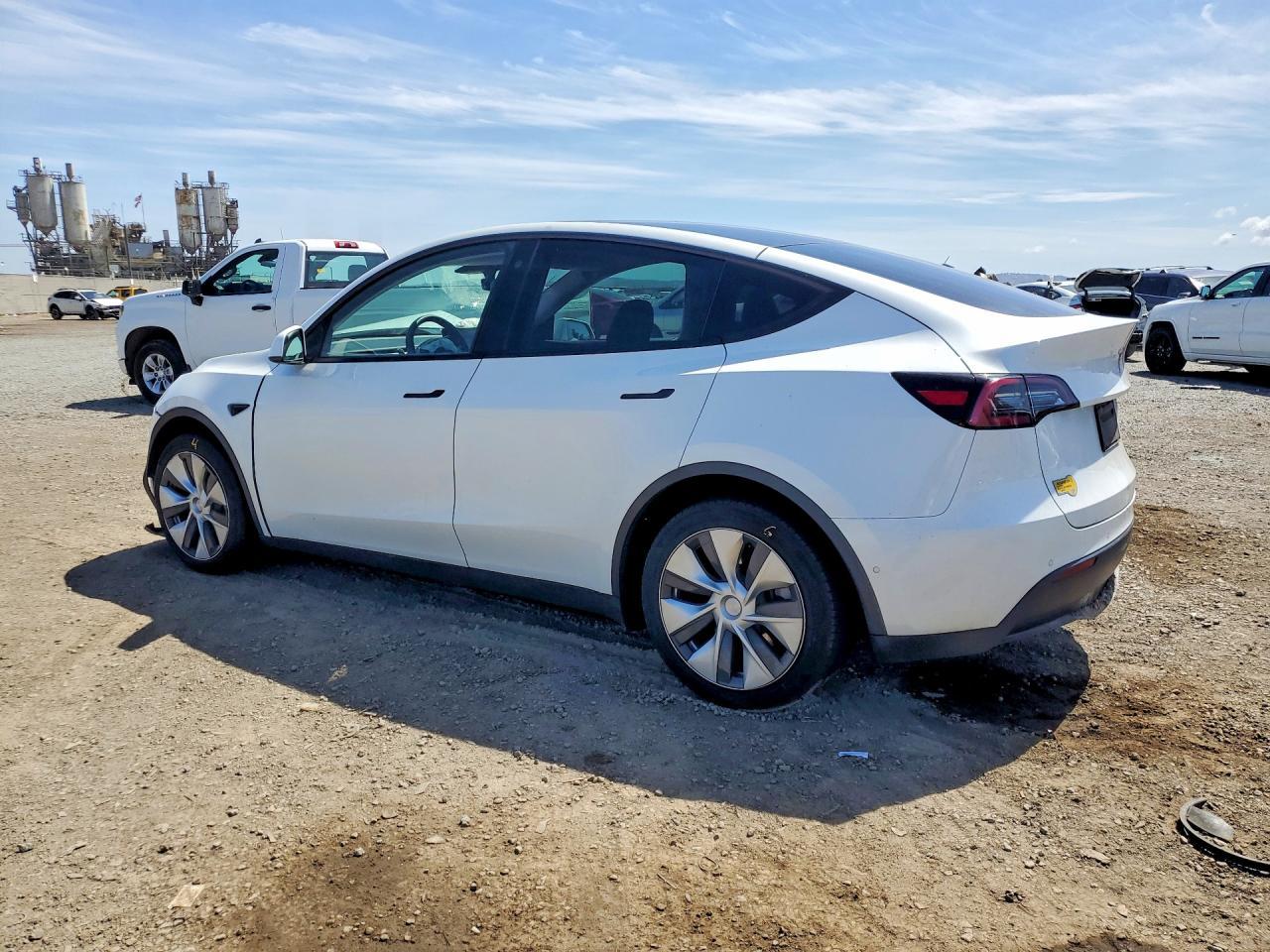 2022 Tesla Model Y - Фото 2