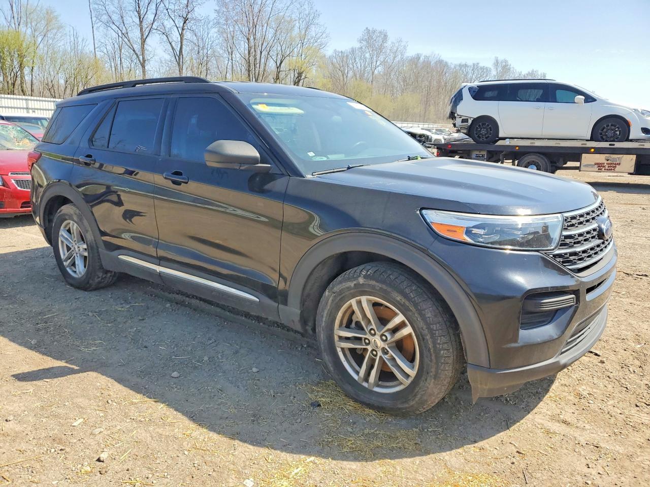 2020 Ford Explorer Xlt - Image 4
