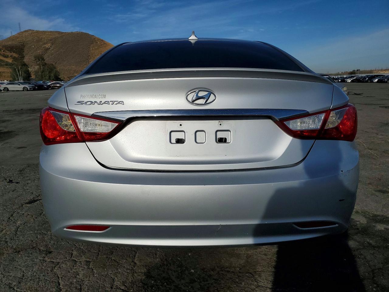 2013 Hyundai Sonata Gls - Image 6
