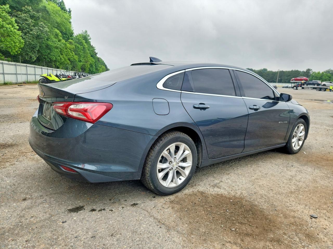 2021 Chevrolet Malibu Lt - Фото 3