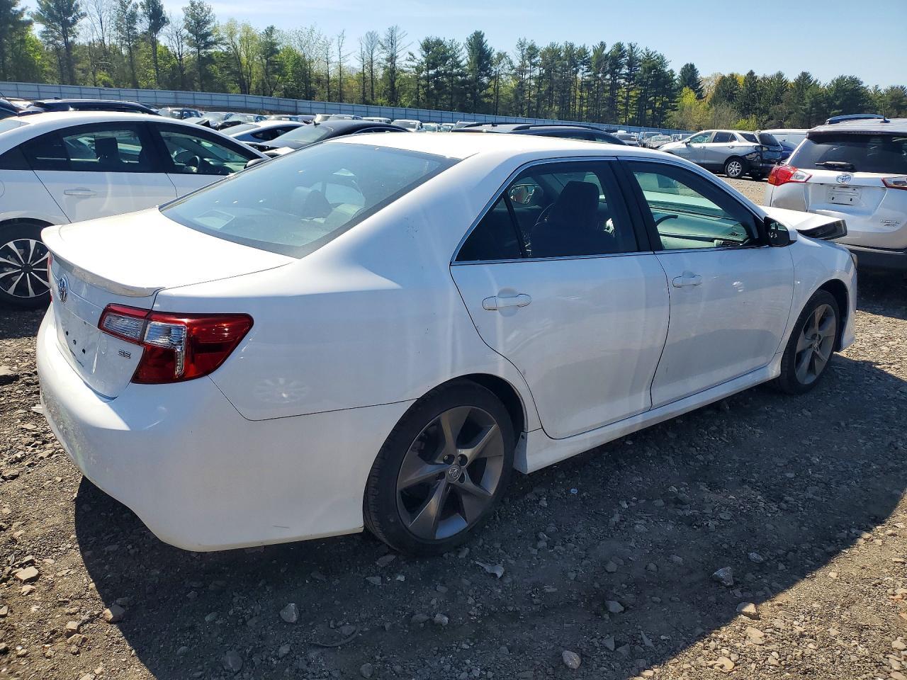 2014 Toyota Camry Se Sport - Фото 3