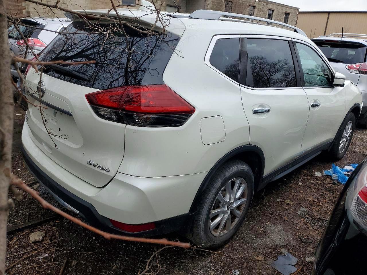 2019 Nissan Rogue S - Image 4