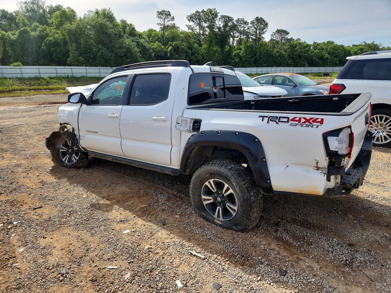 2019 Toyota Tacoma Trd Sport - Фото 2