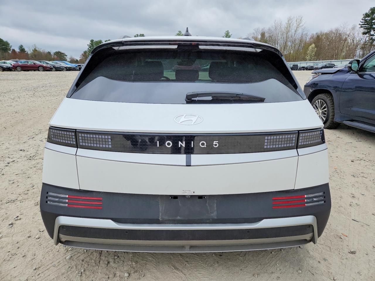 2025 Hyundai Ioniq 5 Sel - Image 6