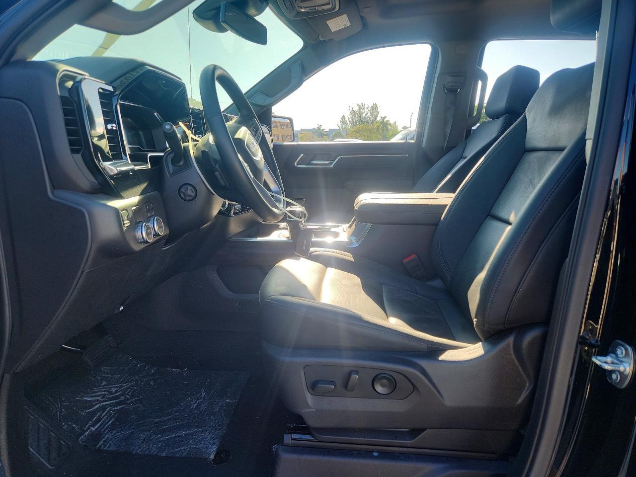 2025 GMC Sierra C1500 Slt - Image 7