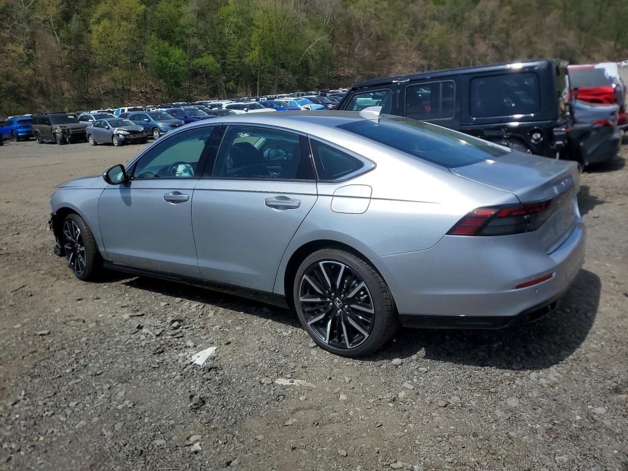 2024 Honda Accord Touring Hybrid - Фото 2