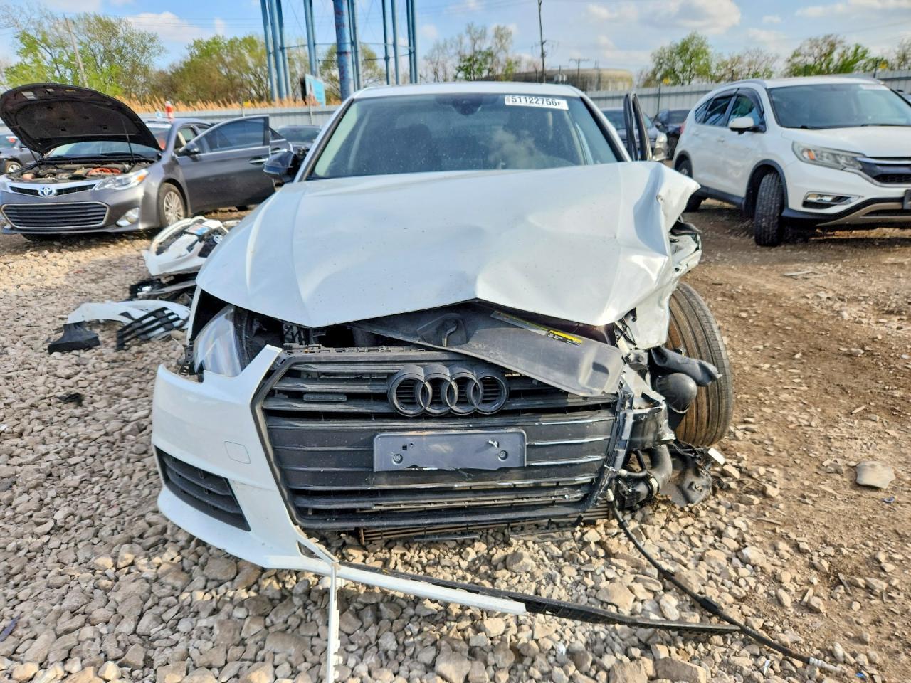 2017 Audi A4 Premium - Фото 5