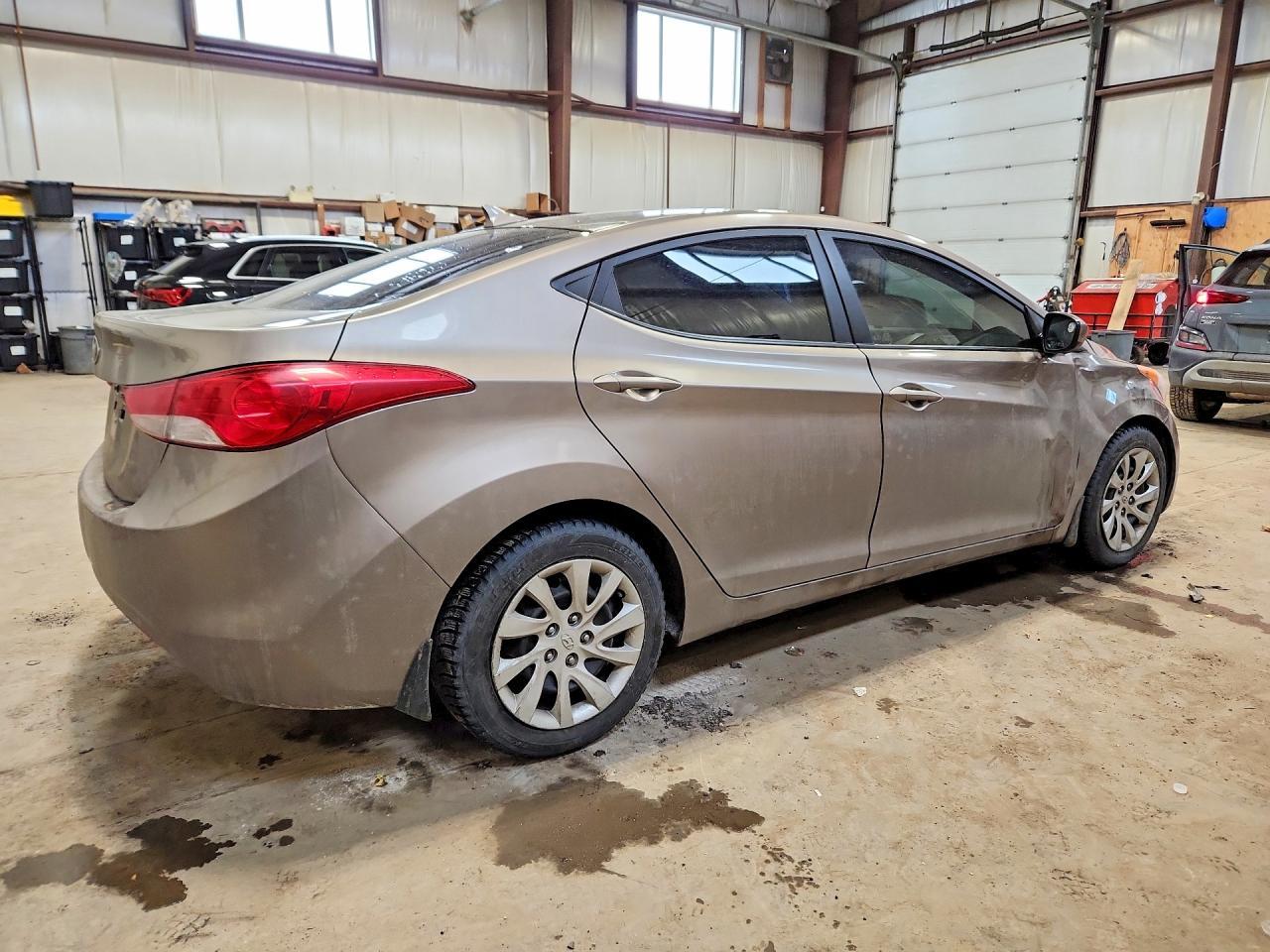 2013 Hyundai Elantra Gls - Image 3