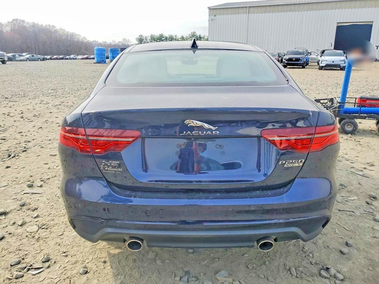 2020 Jaguar Xe S - Фото 6