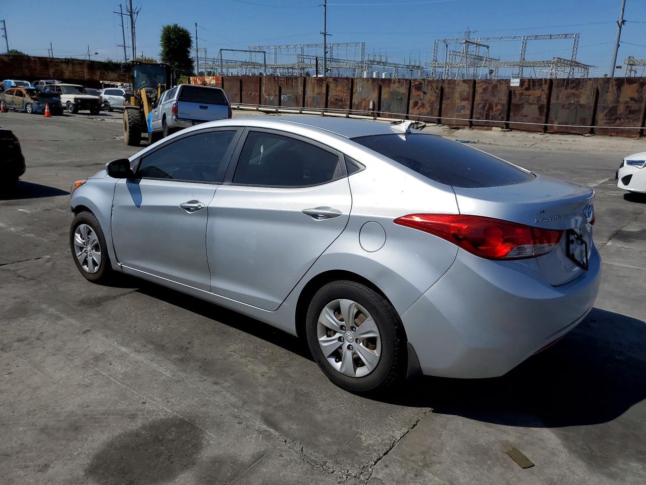 2013 Hyundai Elantra Gls - Фото 2