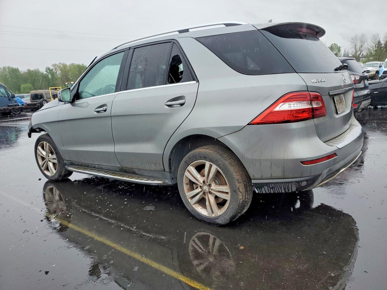 2012 Mercedes-Benz Ml 350 4Matic - Image 2