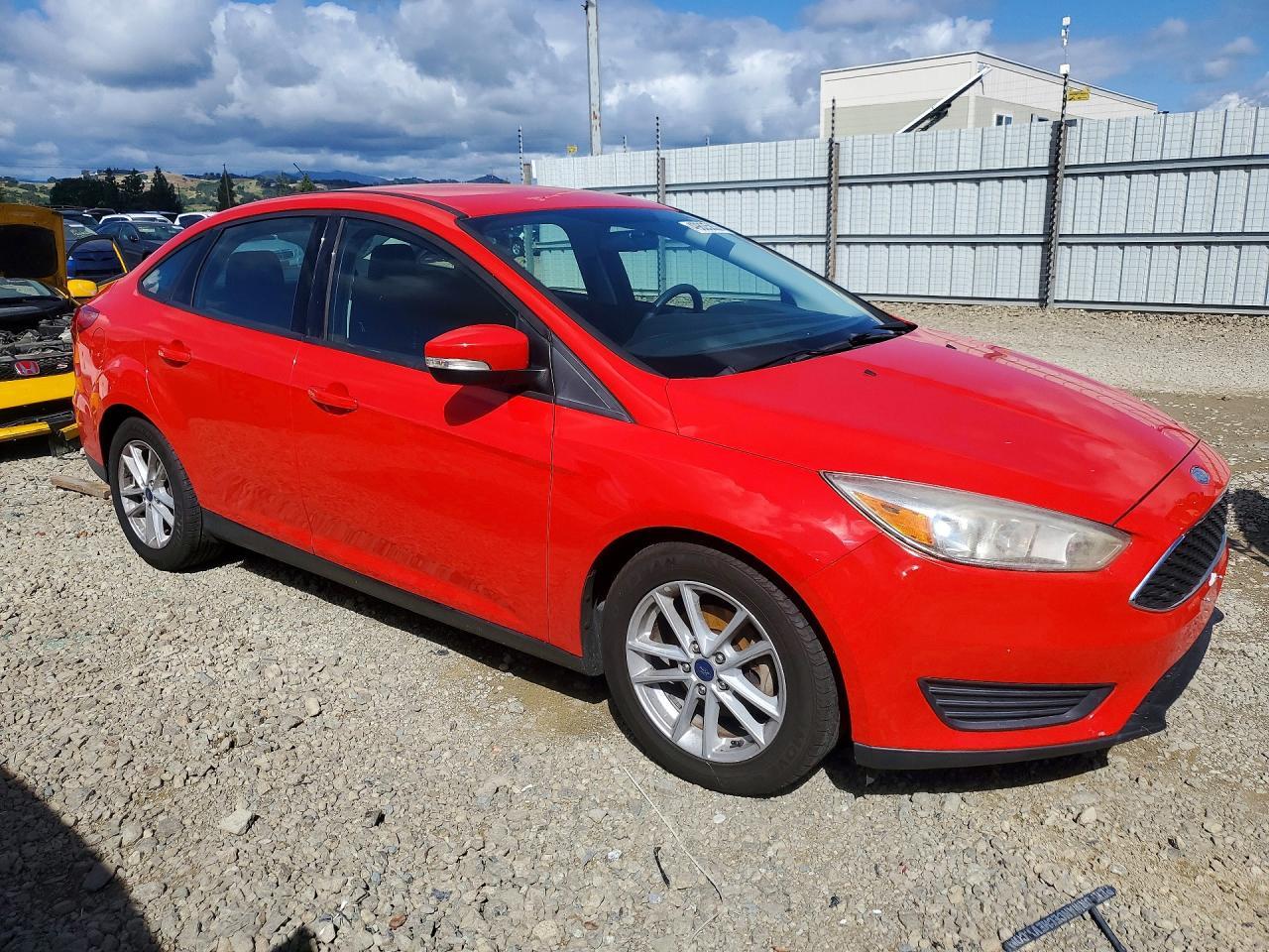 2017 Ford Focus Se - Image 4