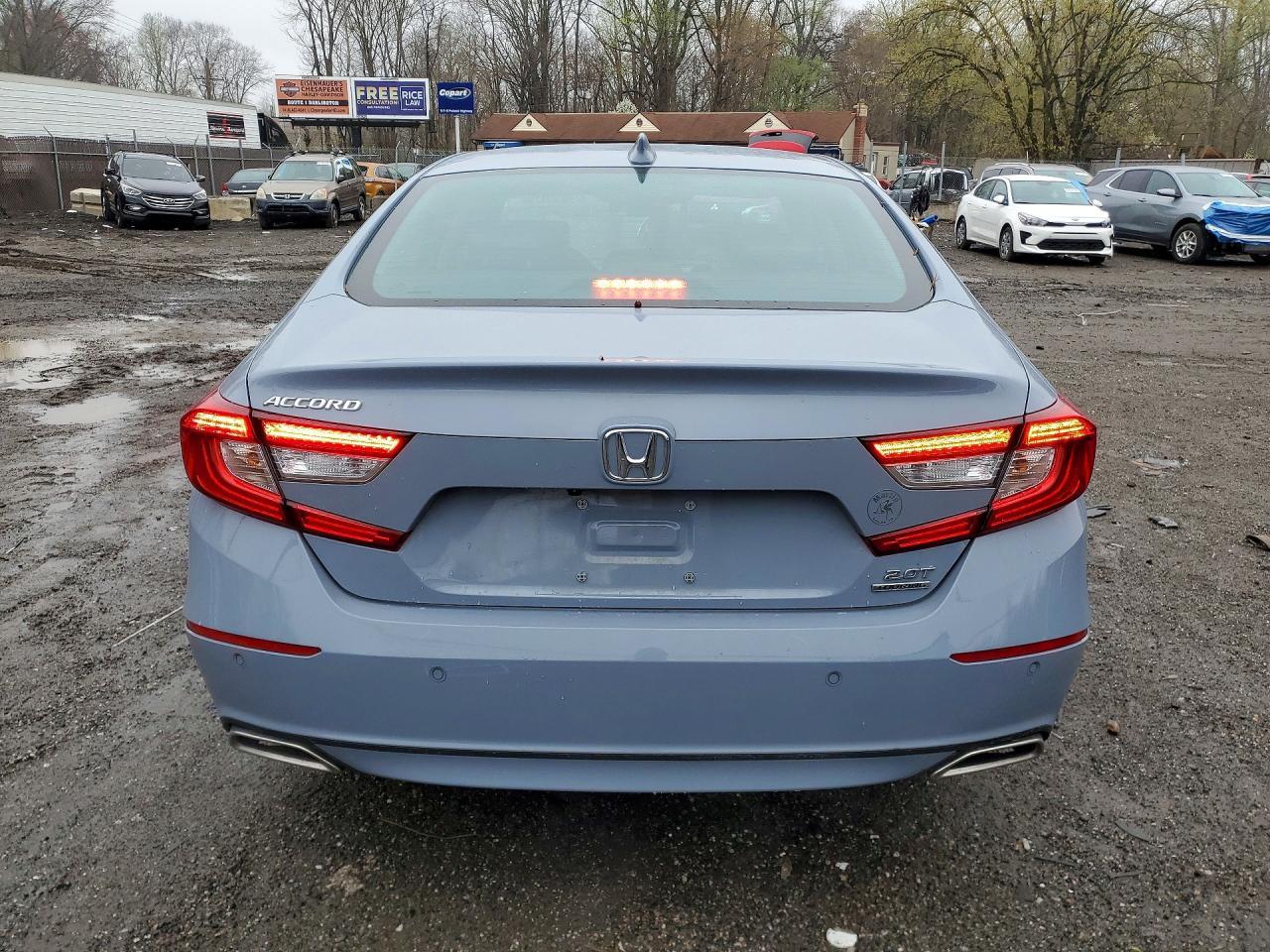 2022 Honda Accord Touring - Фото 6