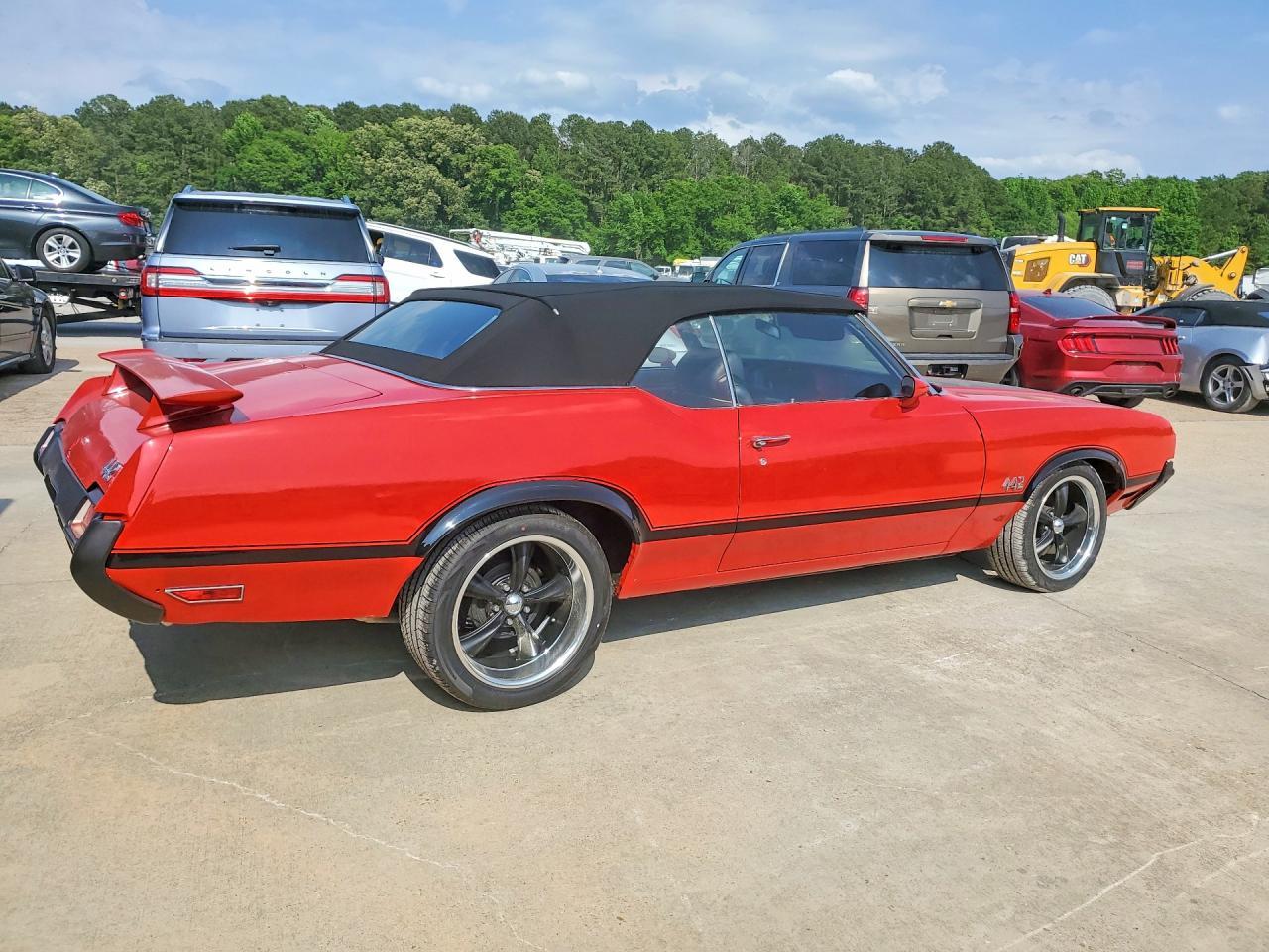 1971 Oldsmobile Cutlass - Image 3