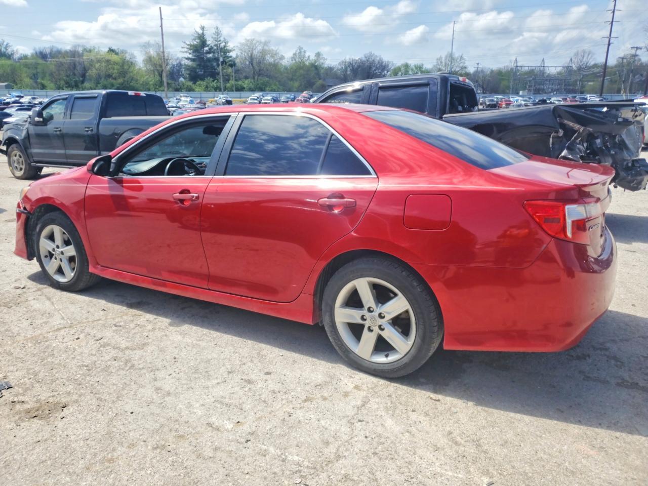 2013 Toyota Camry Se - Image 2