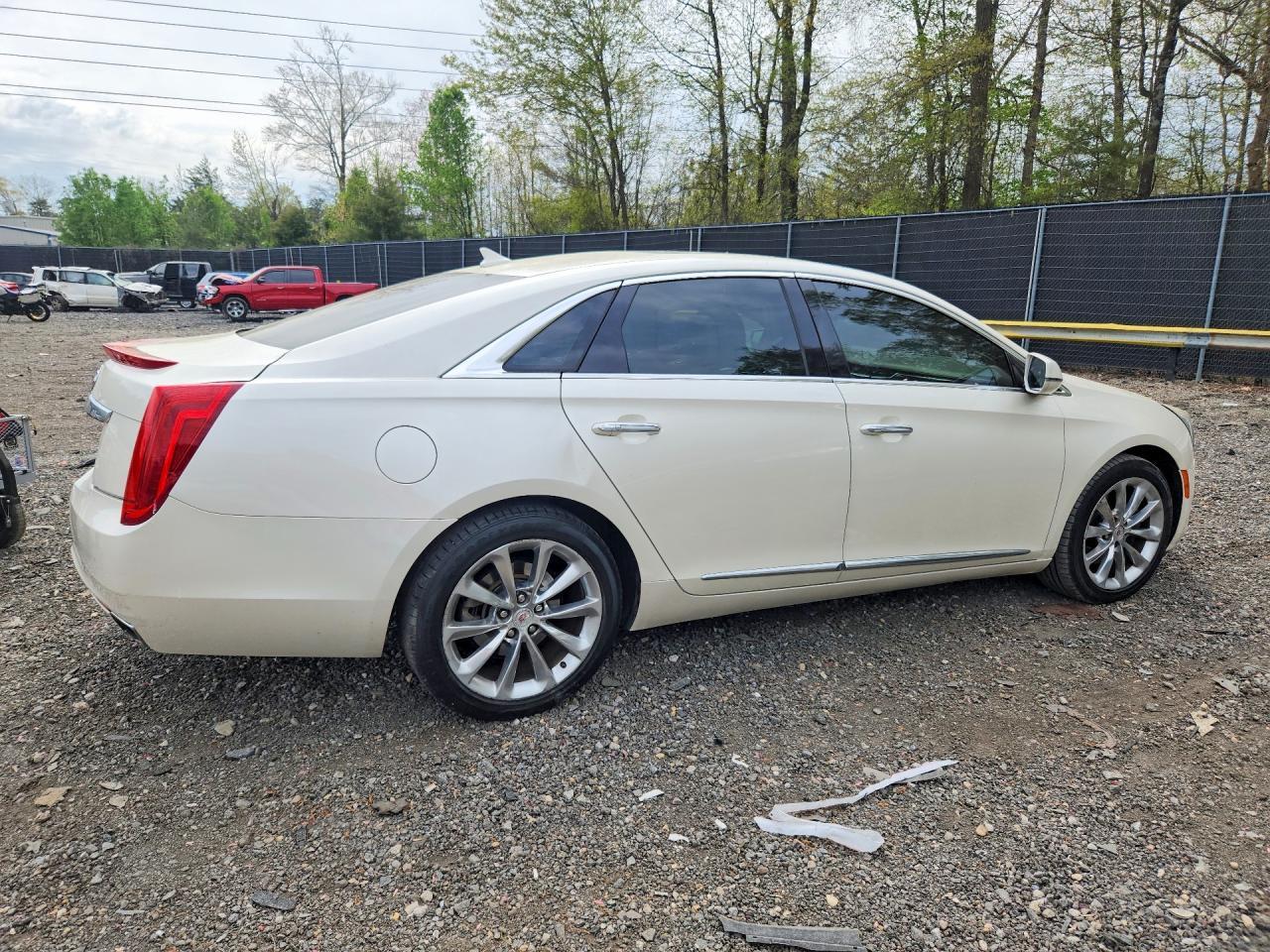 2013 Cadillac Xts Premium Collection - Image 3