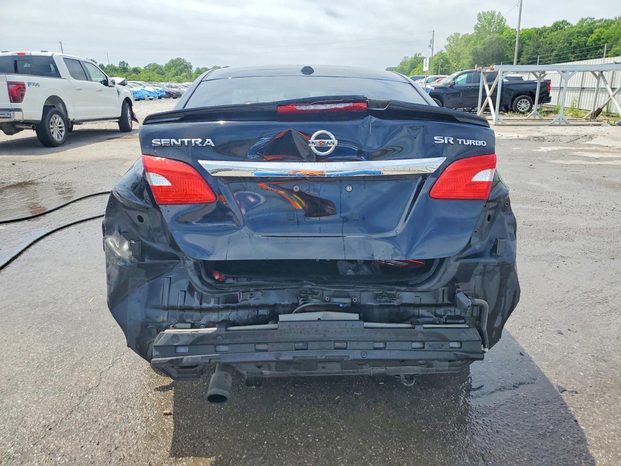 2017 Nissan Sentra Sr Turbo - Фото 6