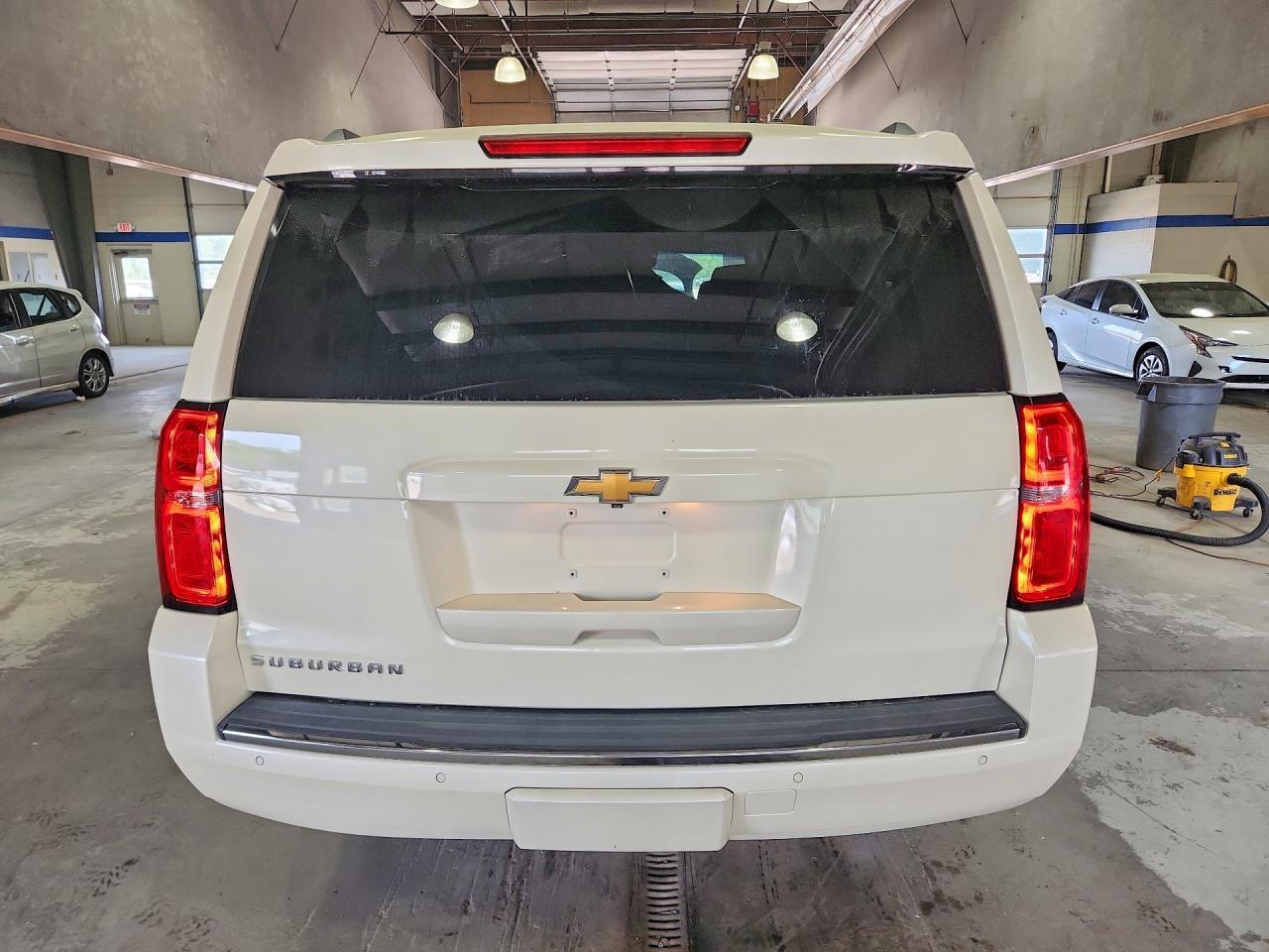 2015 Chevrolet Suburban K1500 Ltz - Фото 6