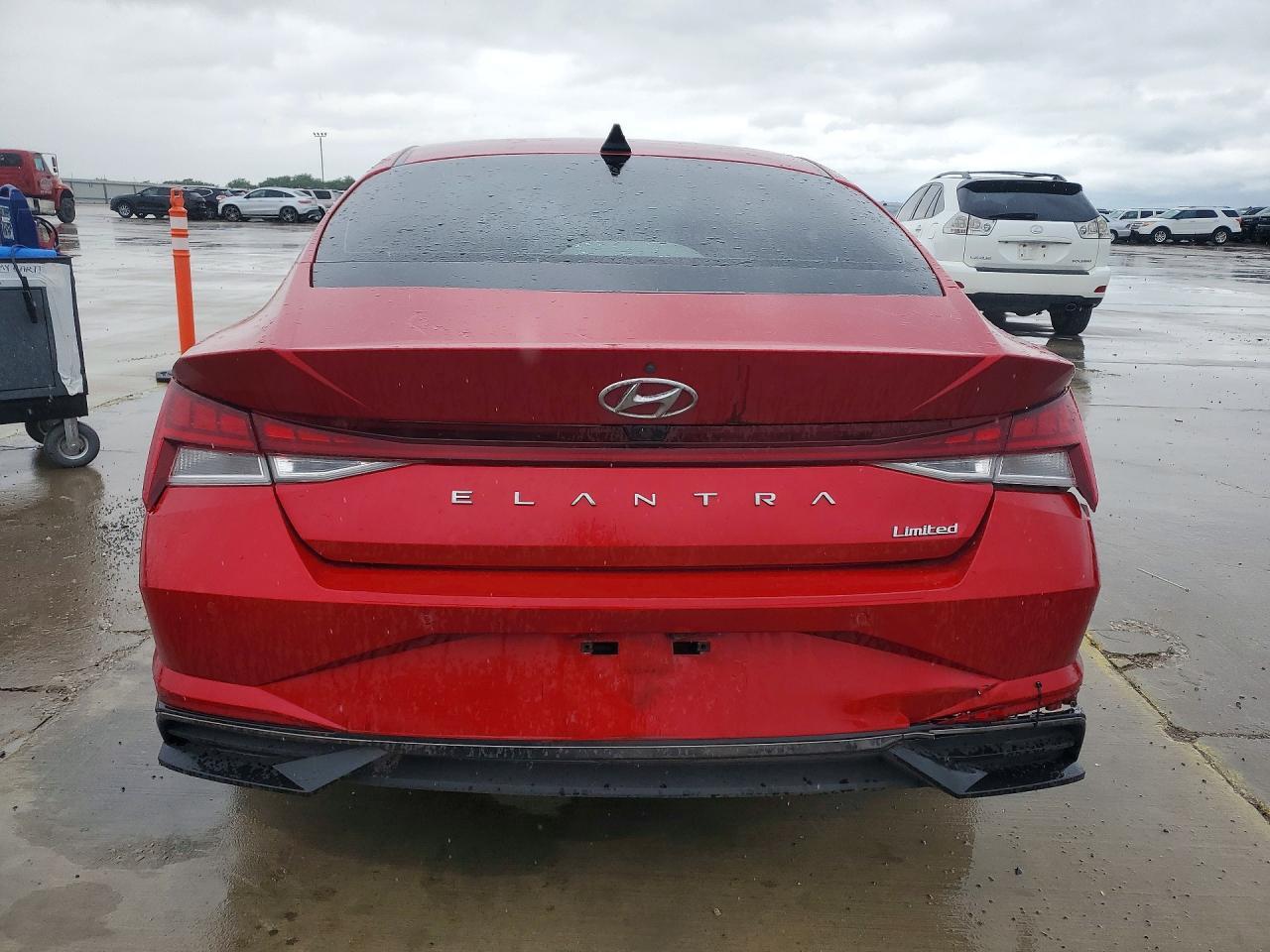 2023 Hyundai Elantra Limited - Фото 6