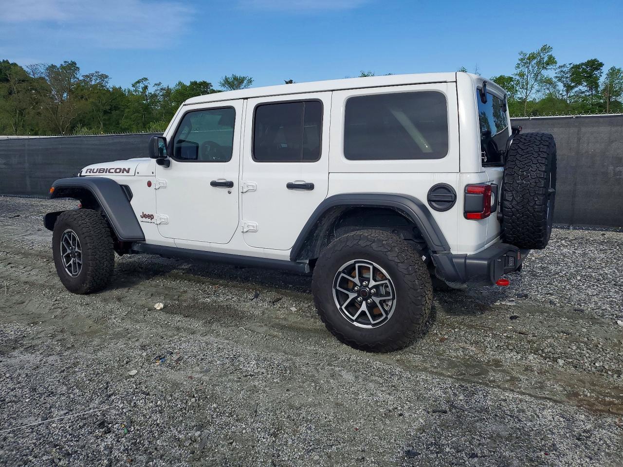2025 Jeep Wrangler Rubicon - Image 2