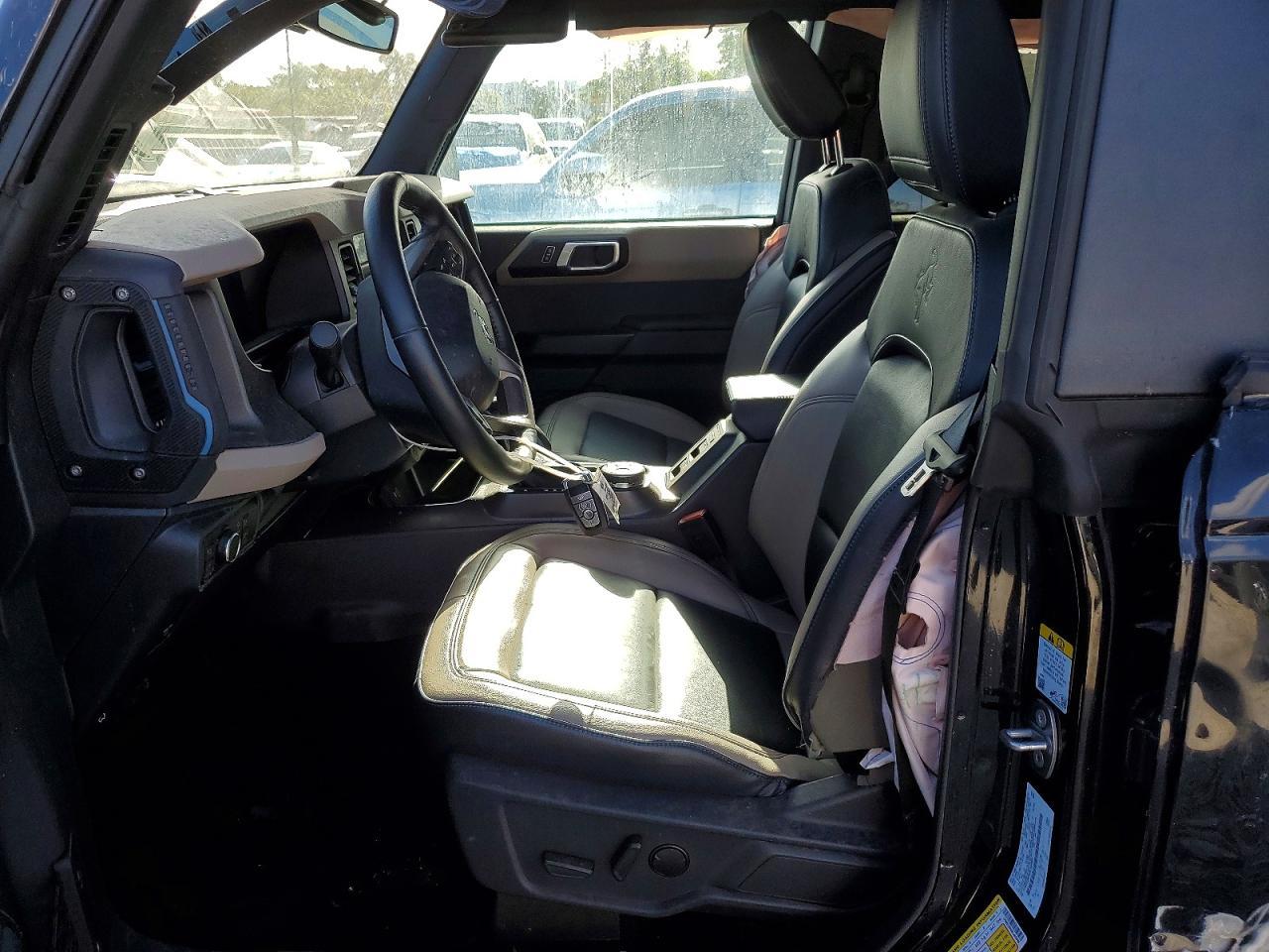 2024 Ford Bronco Wildtrak - Image 7