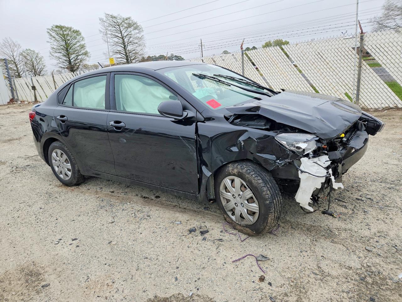 2021 Kia Rio - Фото 4